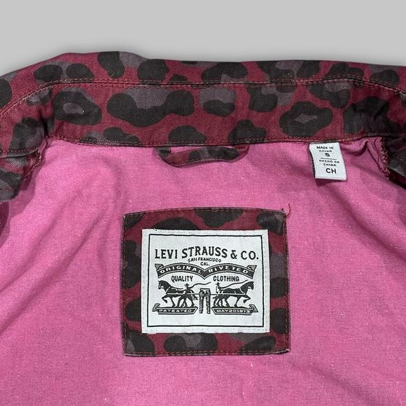 Levi’s Women’s Leopard Print Pink Utility Jacket - Size Small - Picture 4 of 7